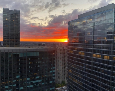 300 N State Street - Photo Thumbnail 8