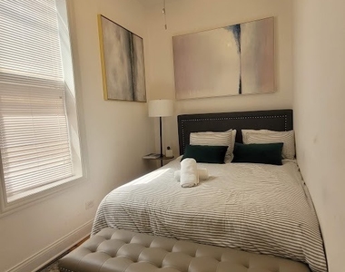 1612 W 17th Street - Photo Thumbnail 3