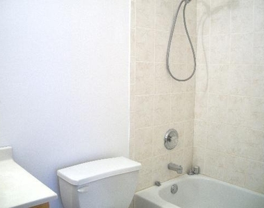 431 S Harvey Street - Photo Thumbnail 14
