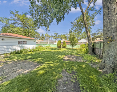 1113 Bristol Avenue - Photo Thumbnail 10