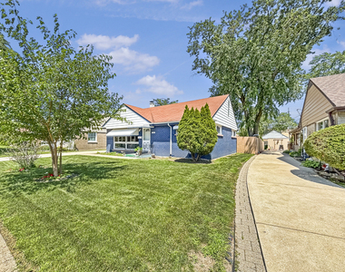 1113 Bristol Avenue - Photo Thumbnail 1