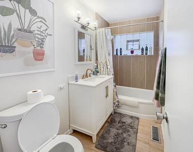 1113 Bristol Avenue - Photo Thumbnail 5