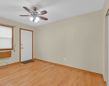 9449 Kelvin Lane - Photo Thumbnail 12