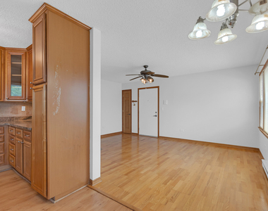 9449 Kelvin Lane - Photo Thumbnail 8