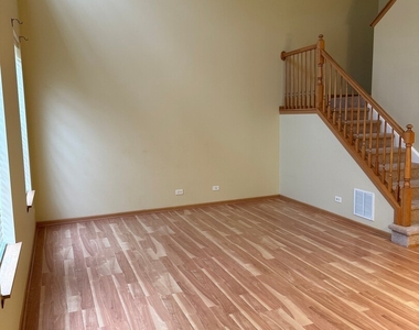 2261 Barrington Drive E - Photo Thumbnail 1