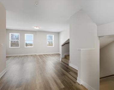 10606 Alice Mae Court - Photo Thumbnail 11
