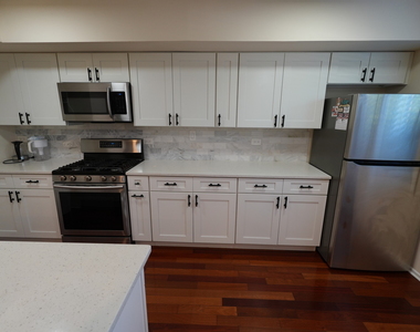 1204 Inverrary Lane - Photo Thumbnail 2