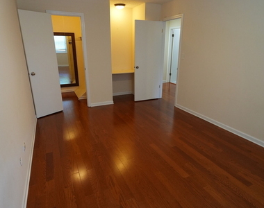 1204 Inverrary Lane - Photo Thumbnail 14