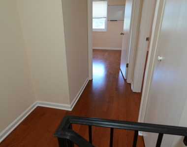 1204 Inverrary Lane - Photo Thumbnail 11