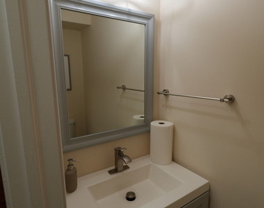 1204 Inverrary Lane - Photo Thumbnail 4