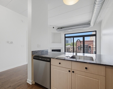 1155 W Madison Street - Photo Thumbnail 20