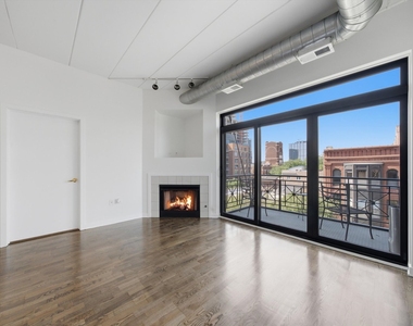 1155 W Madison Street - Photo Thumbnail 16