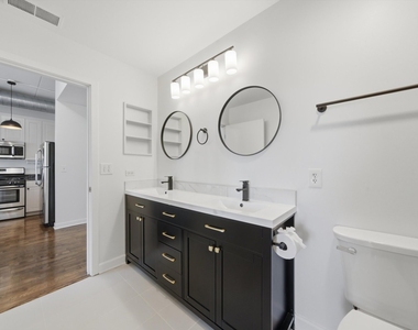 1155 W Madison Street - Photo Thumbnail 31
