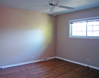 322 Skokie Boulevard - Photo Thumbnail 14