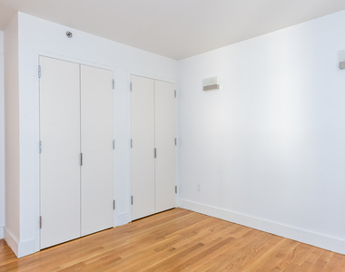 387 Franklin Ave 11238 - Photo Thumbnail 2