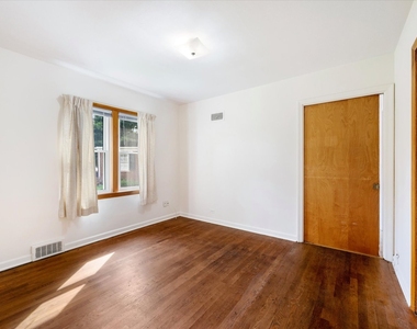 429 S Stratford Avenue - Photo Thumbnail 18
