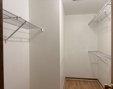 5431 Ebony Court - Photo Thumbnail 7