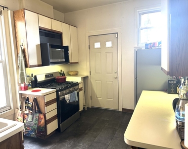1141 W Columbia Avenue - Photo Thumbnail 15