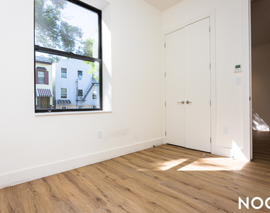119 Eagle St 11222 - Photo Thumbnail 8