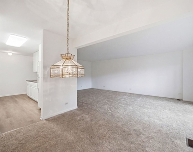 6818 Roberts Drive - Photo Thumbnail 4