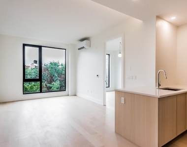 218 Front St 11201 - Photo Thumbnail 12