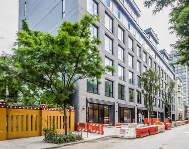 218 Front St 11201 - Photo Thumbnail 10