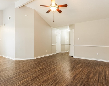 20327 Bridgedale Lane - Photo Thumbnail 5