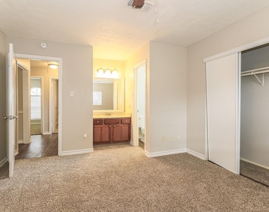 20327 Bridgedale Lane - Photo Thumbnail 11