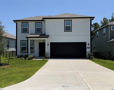 533 Shoreview Drive - Photo Thumbnail 1