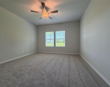533 Shoreview Drive - Photo Thumbnail 7