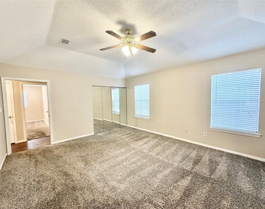11223 Willow Field Drive - Photo Thumbnail 11