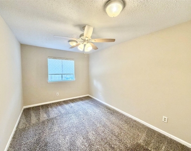 11223 Willow Field Drive - Photo Thumbnail 14
