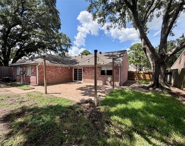 11223 Willow Field Drive - Photo Thumbnail 18
