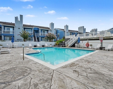 3506 Cove View Boulevard - Photo Thumbnail 27