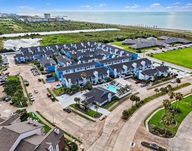 3506 Cove View Boulevard - Photo Thumbnail 34