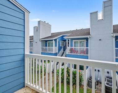 3506 Cove View Boulevard - Photo Thumbnail 14