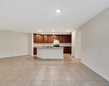 9403 Castillo Court - Photo Thumbnail 7