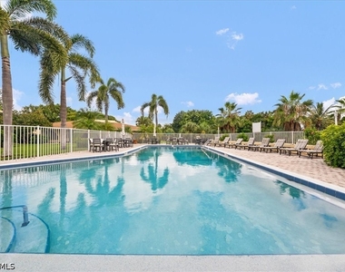 925 Palm View Drive - Photo Thumbnail 26