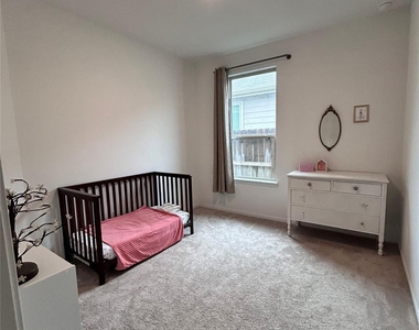 118 Ashwood Glade Drive - Photo Thumbnail 10