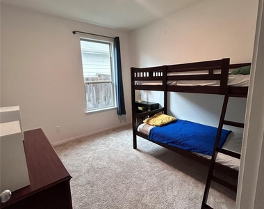 118 Ashwood Glade Drive - Photo Thumbnail 11