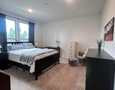 118 Ashwood Glade Drive - Photo Thumbnail 6