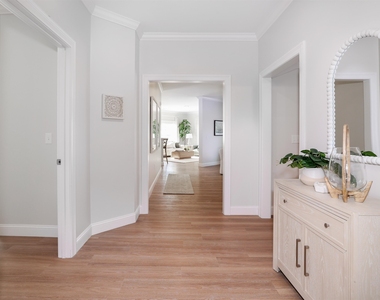 74 Rockingham - Photo Thumbnail 4