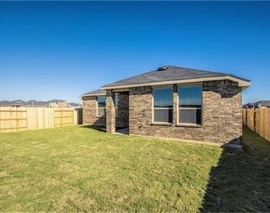 8410 Green Paseo Place - Photo Thumbnail 1
