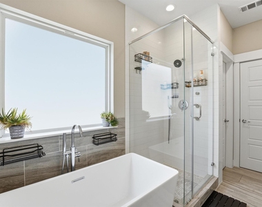 2057 Sherwood Forest Street - Photo Thumbnail 20