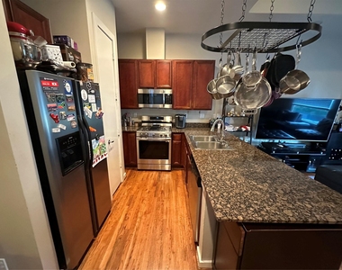 1132 Patterson Street - Photo Thumbnail 5
