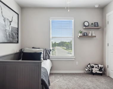 523-1303g Powell Drive - Photo Thumbnail 24