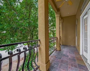 1015 Stanford Street - Photo Thumbnail 44