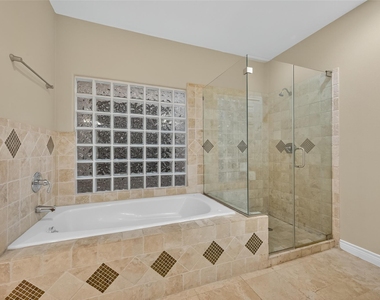 1015 Stanford Street - Photo Thumbnail 39