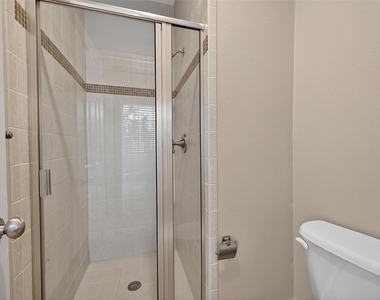 1015 Stanford Street - Photo Thumbnail 31
