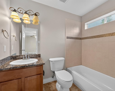 1015 Stanford Street - Photo Thumbnail 26